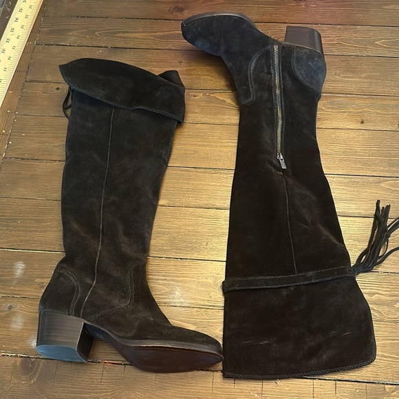 Gorgeous FRYE Clara Tassel Over Knee Women's Black Suede Boot - Picture 5 of 14